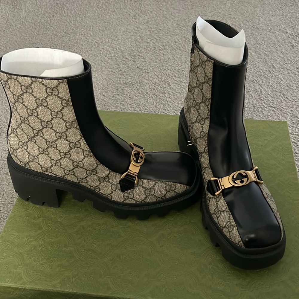 Gucci Tessuto GG supreme NIB boots size 40